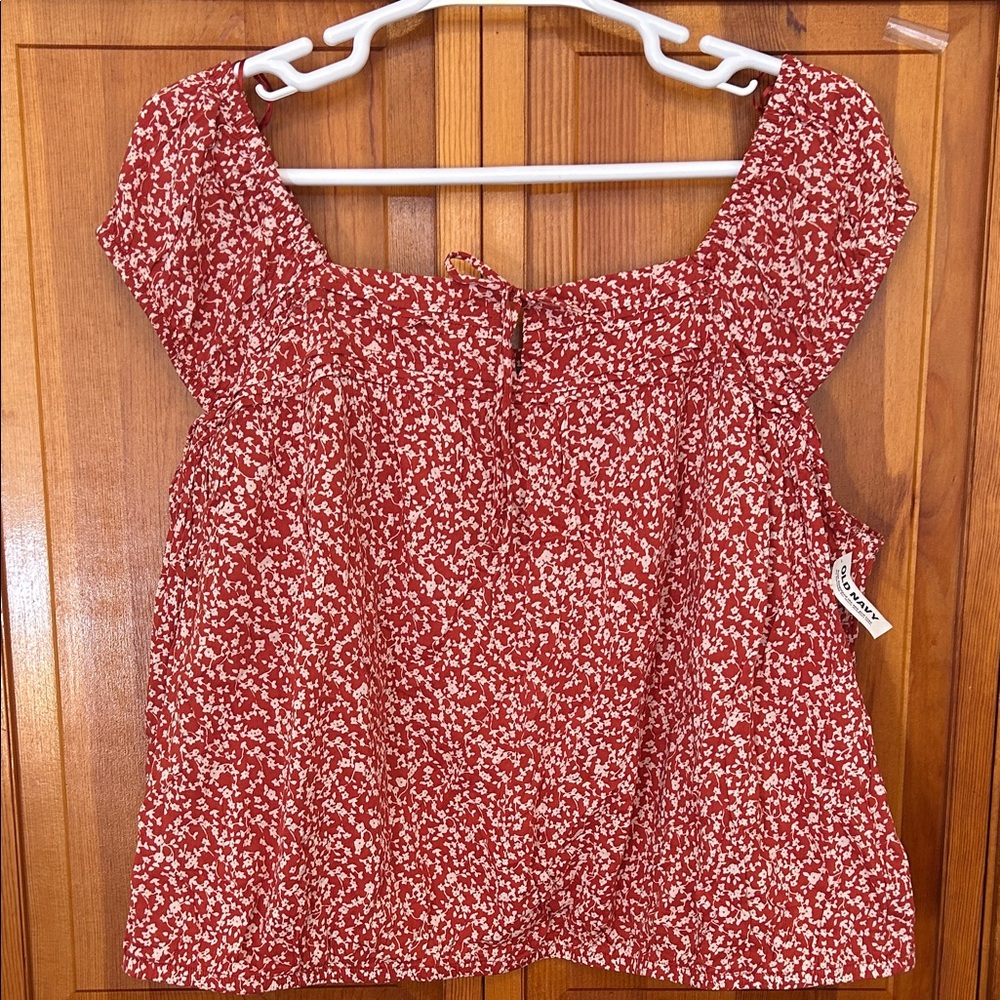 Old Navy Red Cream Floral Cap‑Sleeve Blouse | Plus 4X | NWT Cropped Top